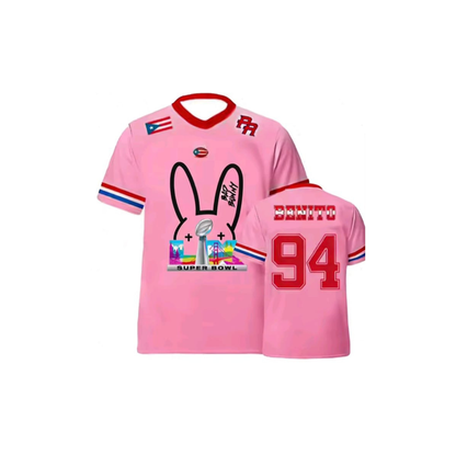 Camiseta Edición Limitada – ¡Fútbol Americano y Show en un Diseño Único! 🐰🏈